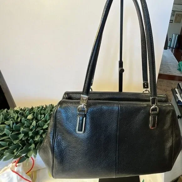 Coach Madison Madeline pebbled leather East/West Satchel silver hardware - Picture 4 of 9